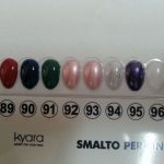 SMALTI PER UNGHIE