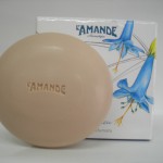 l_lamande-lys-bleu-sapone-profumato-100g