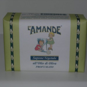 l_lamande-sapone-vegetale-allolio-di-oliva-200ml